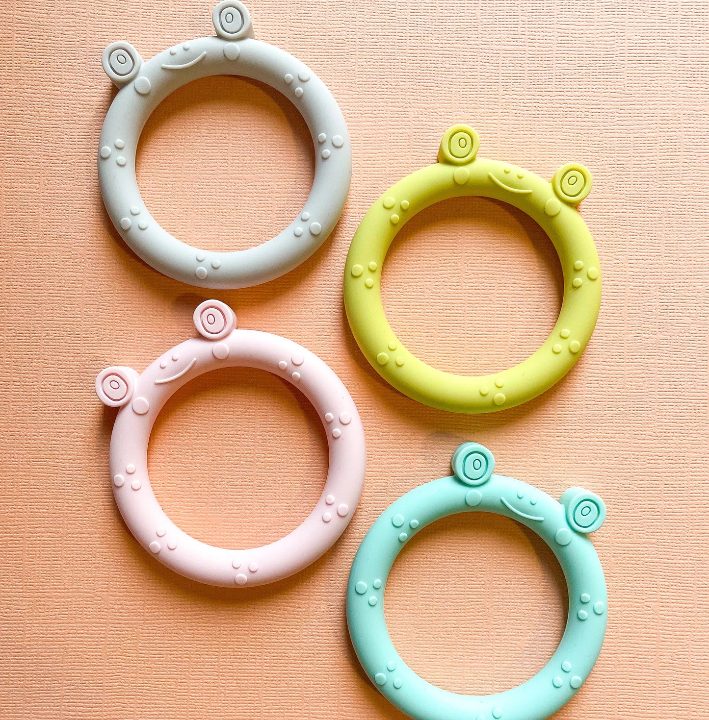 Froggy Teething Ring - Slate